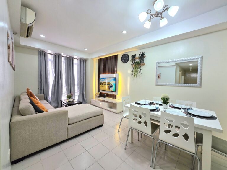 THE PERSIMMON CONDOMINUIM 3BR - 15th Flr